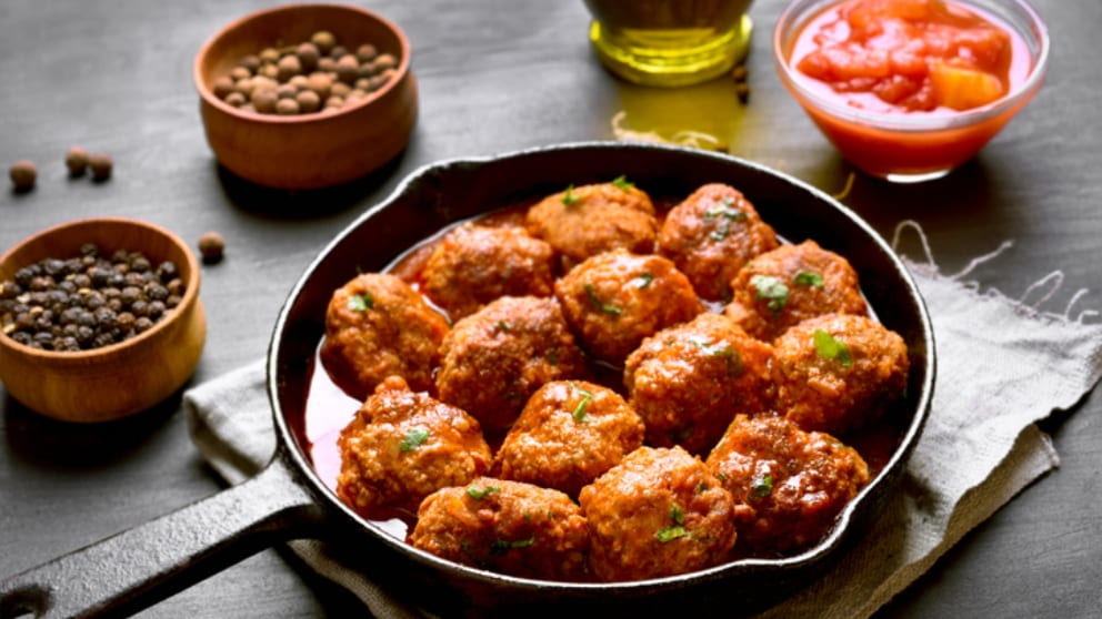 albondigas de pollo en salsa de almendra 1