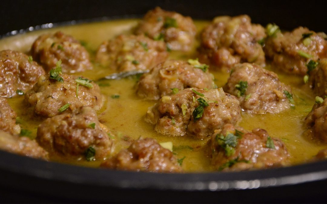 albondigas de pollo en salsa de almendra campo grande peru lima y provincias