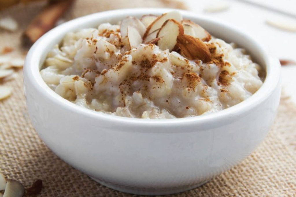 arroz con leche y almendras muestra
