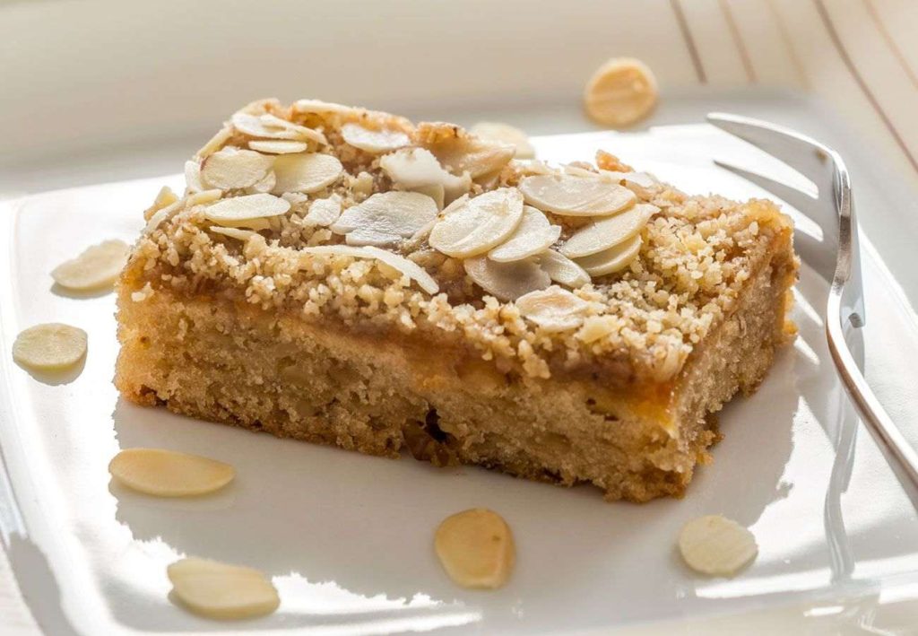 bizcocho de almendras y nuez muestra