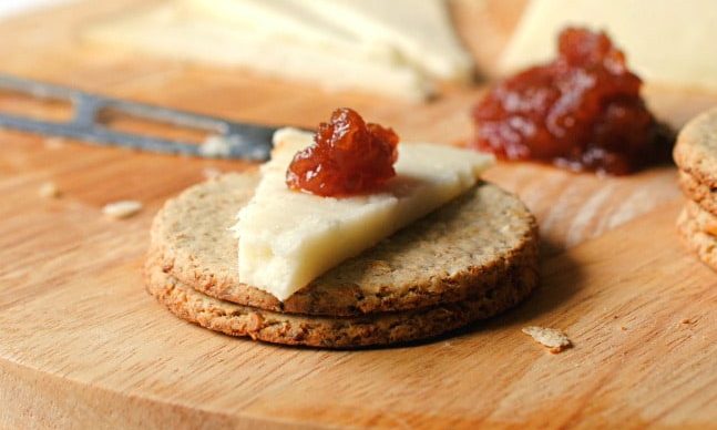 galletas de avena con cebolla y tomate muestra min e1708443514463