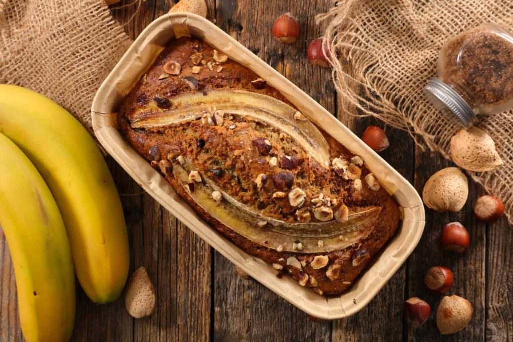 pastel de platano y nuez