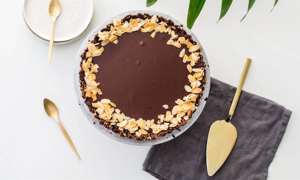 pie de chocolate y almendras