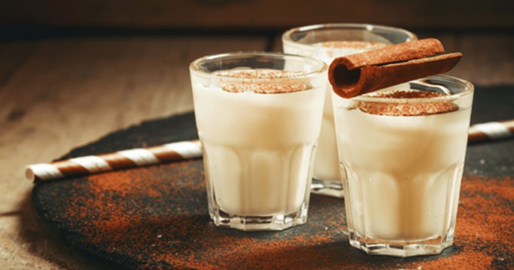 ponche de almendras muestra