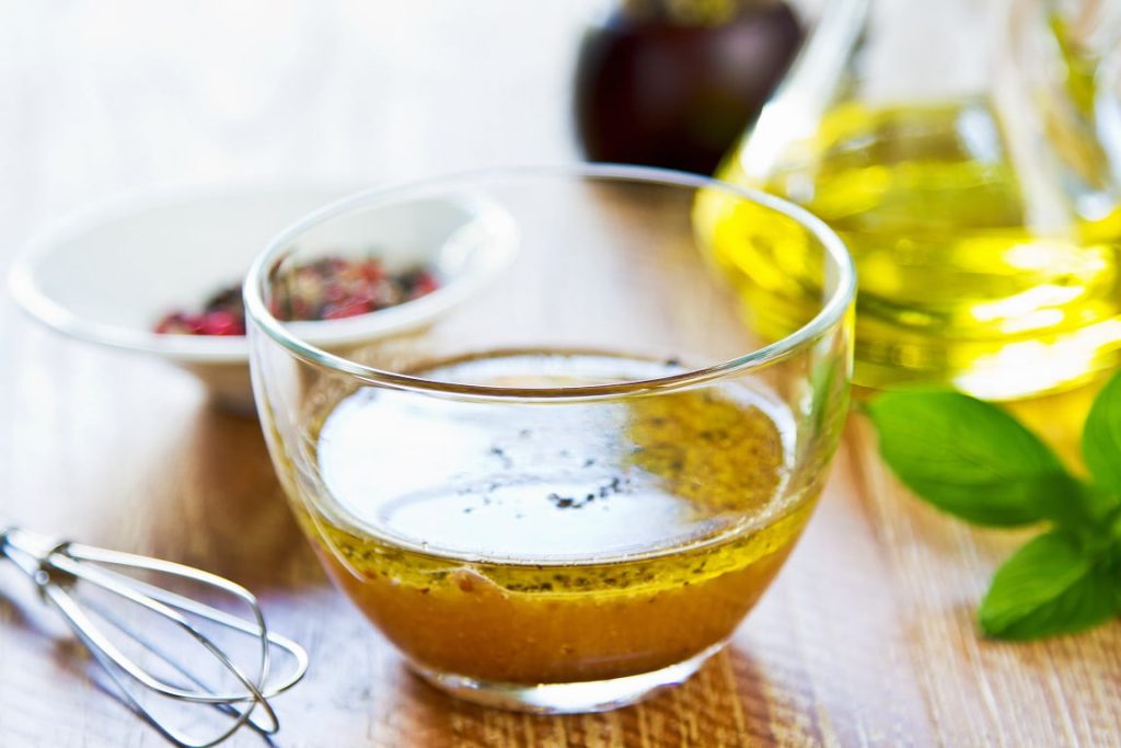 aderezo de jugo de naranja para ensalada