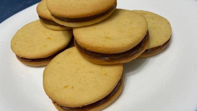 alfajor de naranja 2 edited