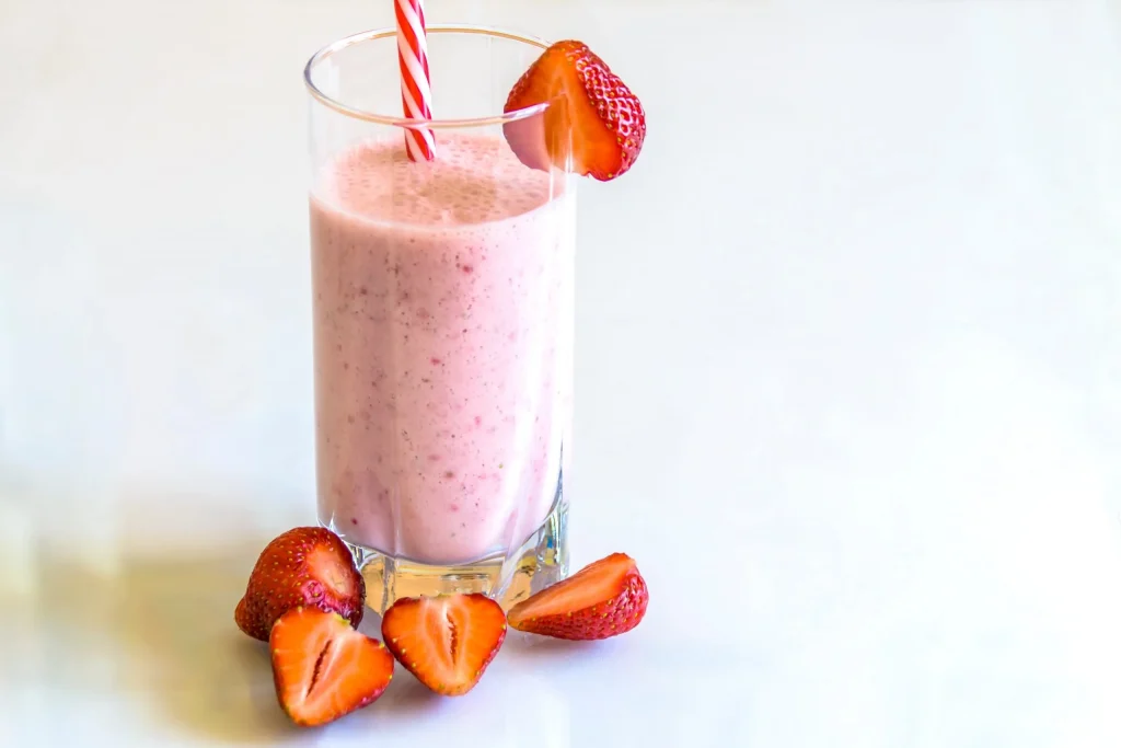 jugo de fresa con leche
