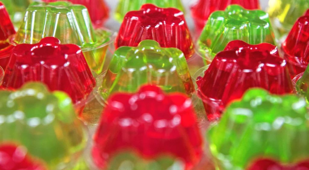 mini jelly dessert royalty free image 155680687 1551802472 min