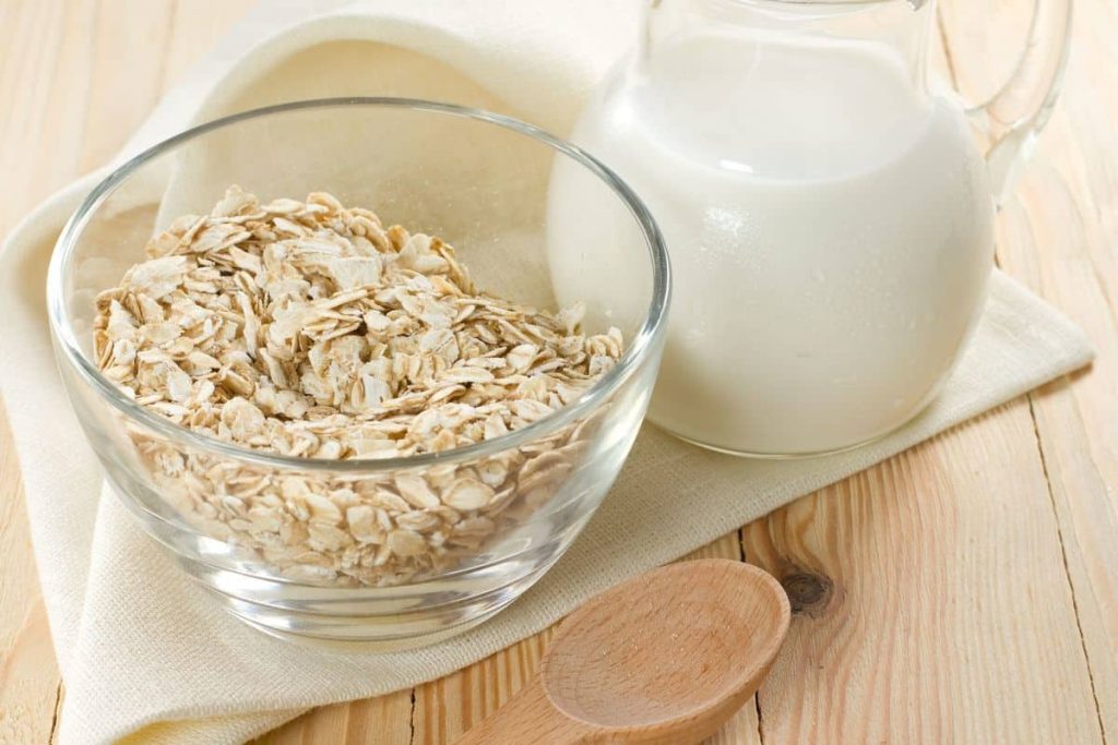 mascarilla de avena y leche min
