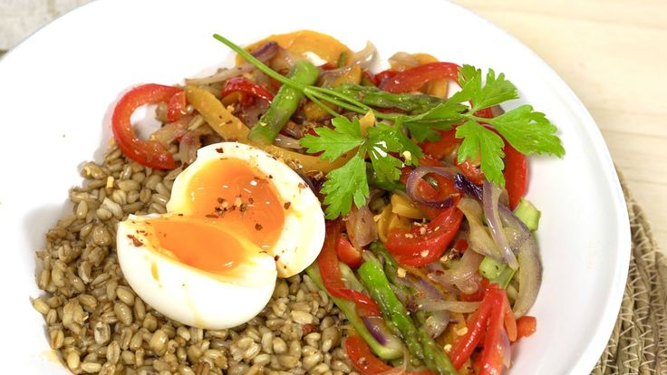 salteado de verduras con avena y vinagreta