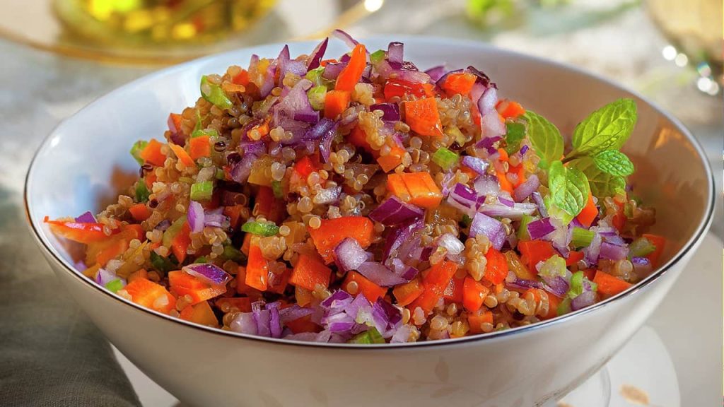 ensalada de quinua con cebolla