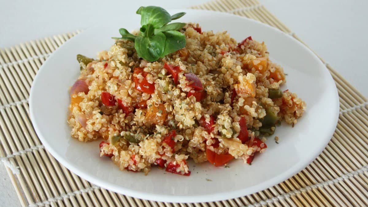 ensalada de quinua y pimiento edited