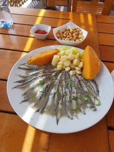 ceviche de anchovetas peru