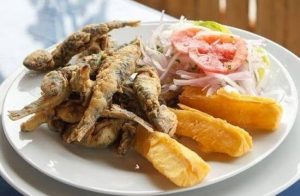platos con anchoveta